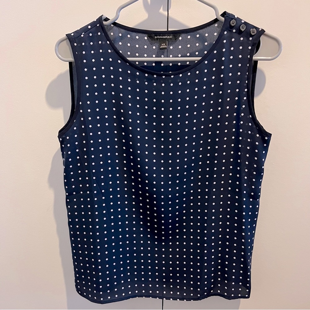 Banana Republic Sleeveless Polka Dot Top (XS)